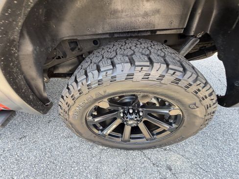 Used 2019 Ford F150 XLT w/ Equipment Group 302A Luxury AWD/4WD image 54