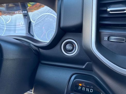 Used 2019 RAM 2500 Big Horn image 32