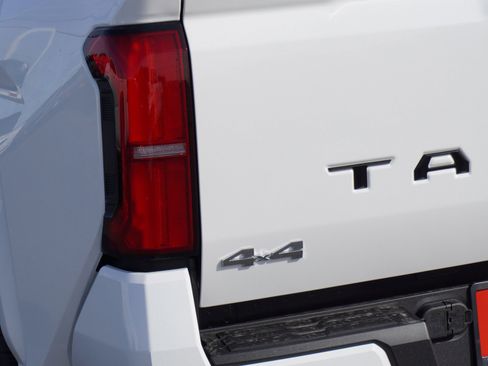 New 2026 Toyota Tacoma SR5 image 10