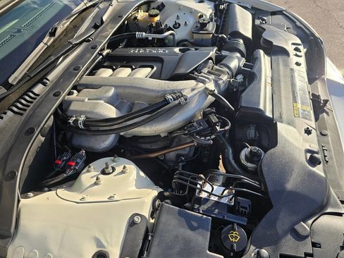 Used 2004 Lincoln LS image 48