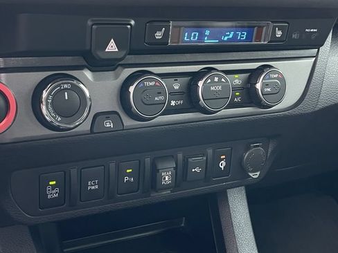 Used 2023 Toyota Tacoma TRD Pro AWD/4WD image 20