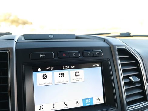 Used 2019 Ford Expedition Max Platinum image 37