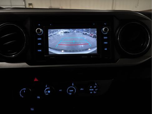 Certified 2019 Toyota Tacoma SR5 image 11