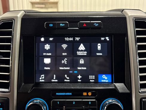 Used 2017 Ford F250 Lariat w/ Chrome Package image 44