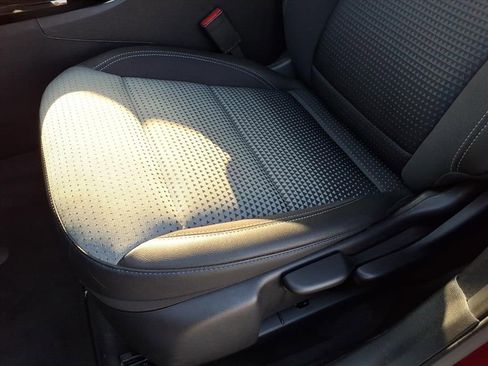 Used 2025 Chevrolet Trax LT w/ Driver Confidence Package FWD image 10