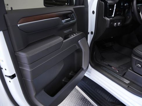 Used 2026 GMC Sierra 1500 Denali AWD/4WD image 27