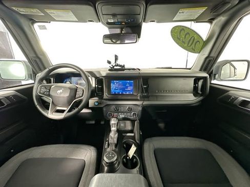 Used 2022 Ford Bronco Big Bend image 3
