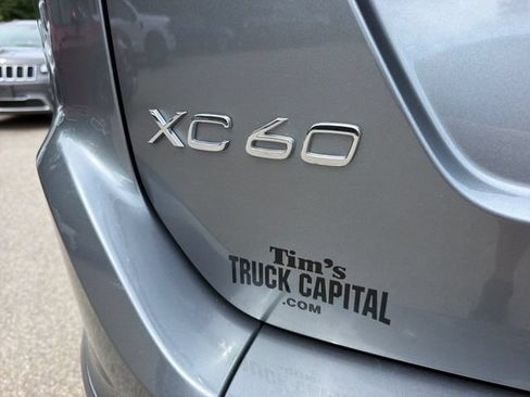 Used 2016 Volvo XC60 T5 Premier AWD/4WD image 9