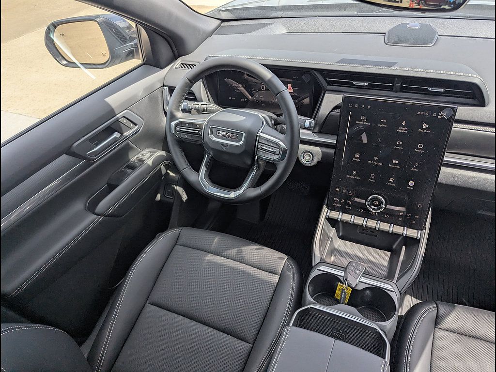 New 2027 GMC Terrain Elevation w/ Elevation Premium Package AWD/4WD image 17