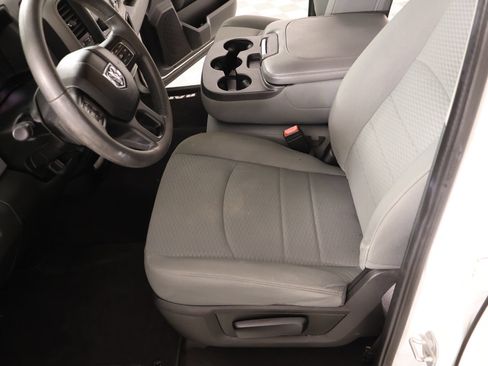 Used 2020 RAM 1500 Tradesman w/ Chrome Plus Package RWD image 10