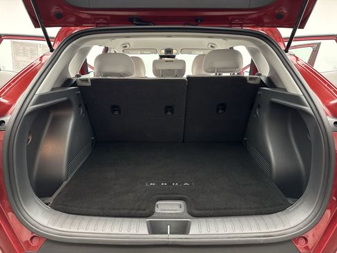 Used 2024 Hyundai Kona SE image 18