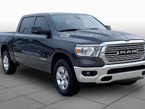 Used 2023 RAM 1500 Big Horn AWD/4WD image 3