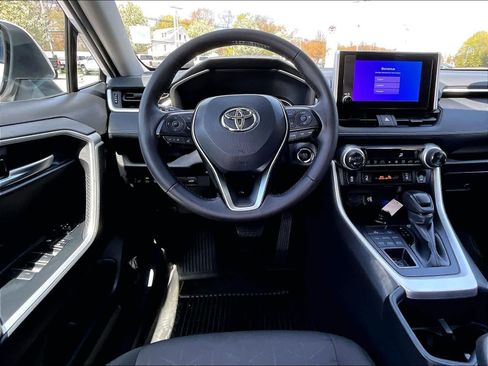 Used 2024 Toyota RAV4 XLE w/ Convenience Package AWD/4WD image 17