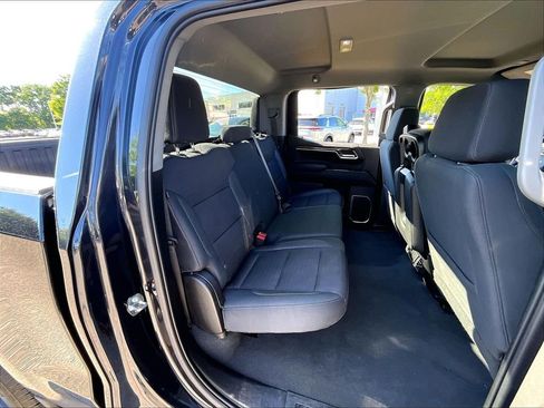 Used 2023 Chevrolet Silverado 1500 RST AWD/4WD image 16