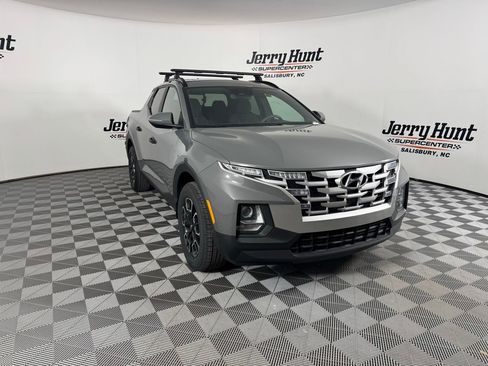 Used 2022 Hyundai Santa Cruz SEL w/ Activity Package image 8