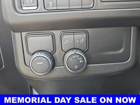 Used 2024 Chevrolet Tahoe LS RWD image 26