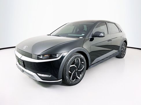 Used 2022 Hyundai Ioniq 5 SE image 3