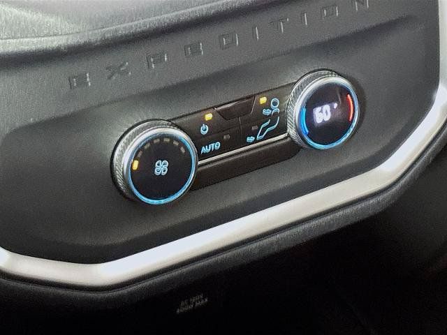 Certified 2025 Ford Expedition Active AWD/4WD image 26