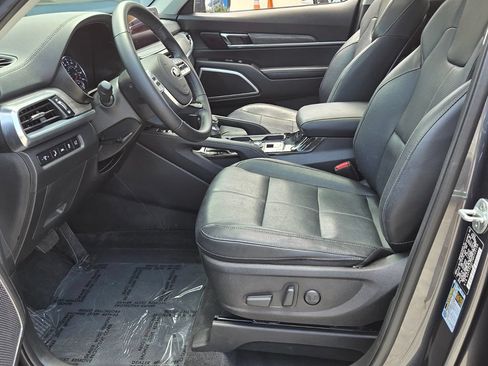 Used 2021 Kia Telluride EX w/ EX Premium Package FWD image 9