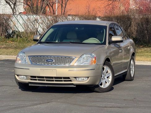 Used 2007 Ford Five Hundred SEL image 1