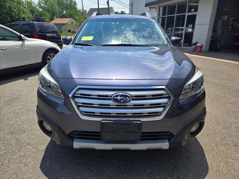 Used 2017 Subaru Outback 2.5i Limited AWD/4WD image 31