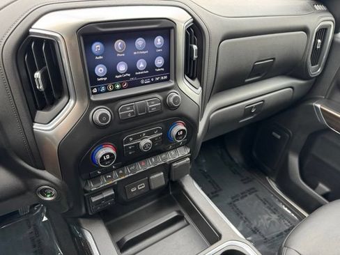 Certified 2021 Chevrolet Silverado 1500 LT Trail Boss w/ Convenience Package II AWD/4WD image 15
