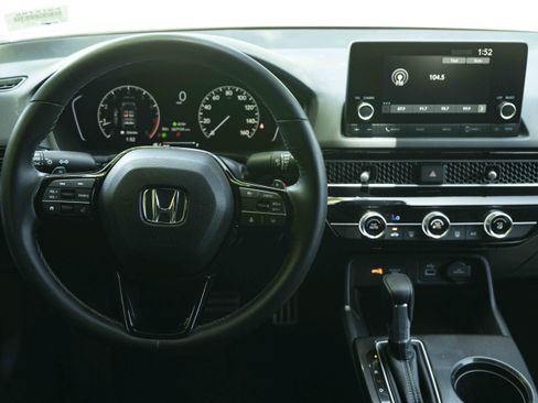Used 2024 Honda Civic Sport image 19