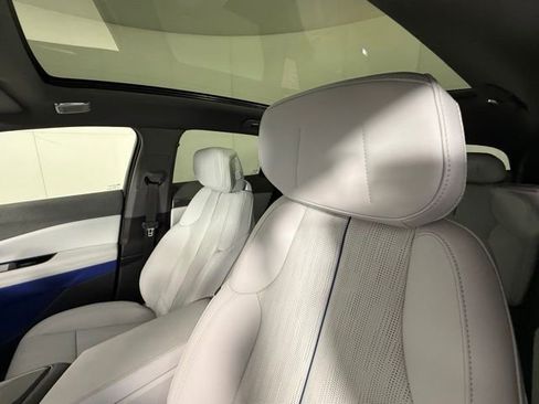 New 2026 Cadillac Optiq Luxury 2 AWD/4WD image 14