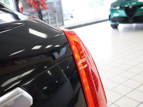 Used 2018 Cadillac CTS Vsport Premium Luxury RWD image 19