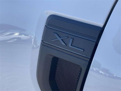 New 2025 Ford Maverick XL image 22