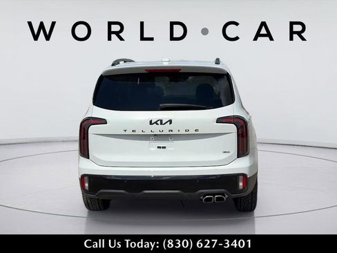 Used 2025 Kia Telluride AWD image 4