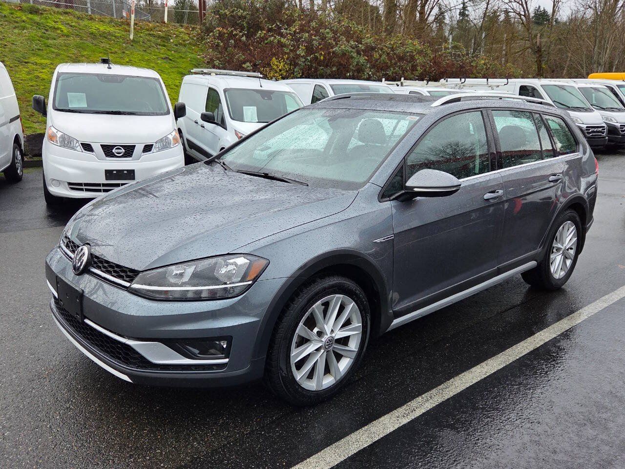 Used 2018 Volkswagen Golf Alltrack SE AWD/4WD image 3