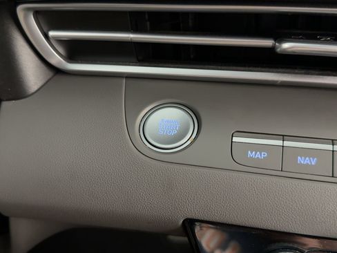 Used 2023 Hyundai Elantra SEL w/ Convenience Package image 22