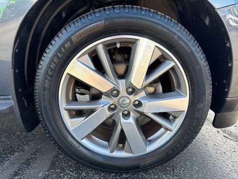 Used 2014 Nissan Pathfinder Platinum w/ Platinum Premium Package AWD/4WD image 35
