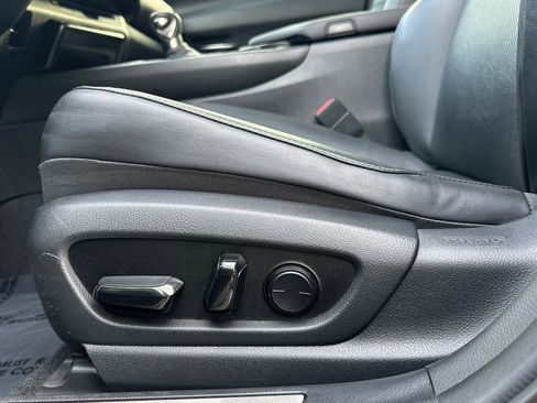 Used 2019 Lexus UX 250h UX 250h image 13