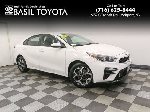 Used 2019 Kia Forte LXS image 1