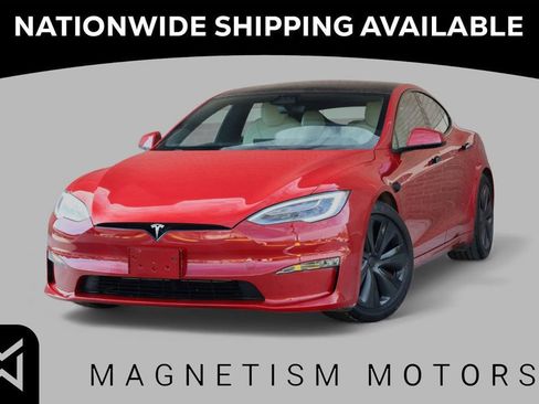Used 2021 Tesla Model S Plaid image 1