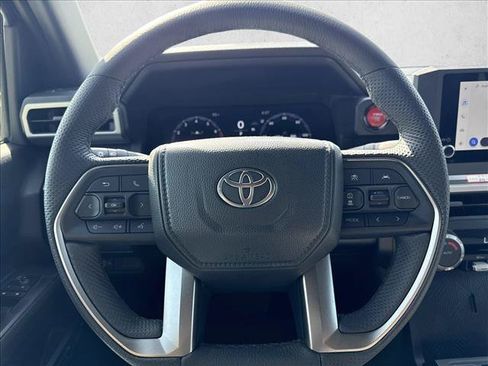 Used 2026 Toyota Tacoma TRD Off-Road AWD/4WD image 13