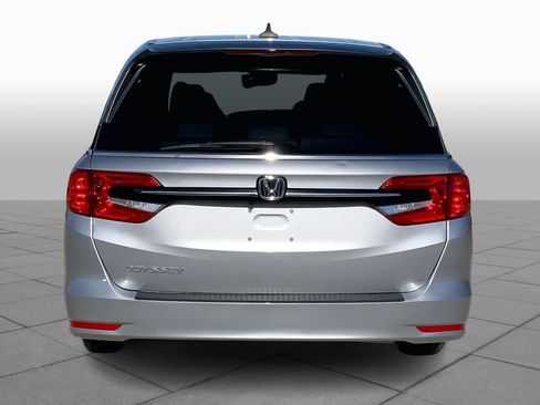 Used 2024 Honda Odyssey EX-L image 4
