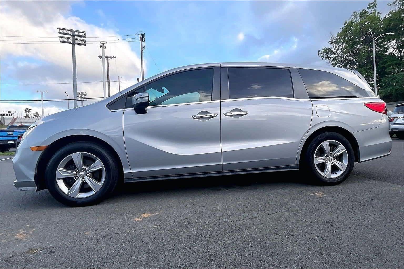 Used 2018 Honda Odyssey EX-L image 3