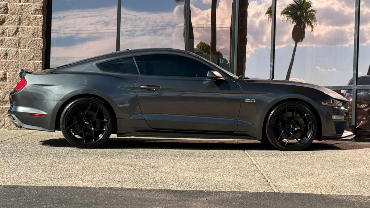 Used 2019 Ford Mustang GT w/ Performance Package - Level 2 RWD image 15