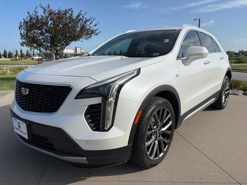 Used 2020 Cadillac XT4 Premium Luxury FWD image 4