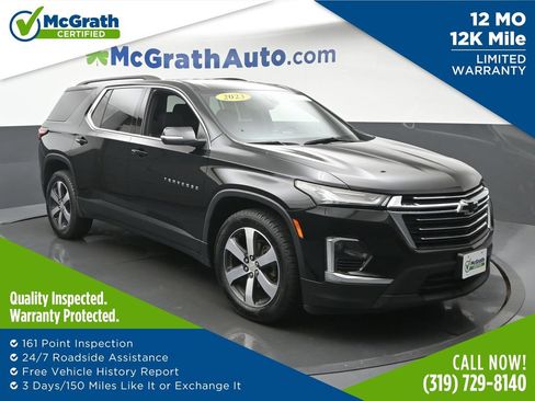 Used 2023 Chevrolet Traverse LT w/ LT Premium Package AWD/4WD image 1