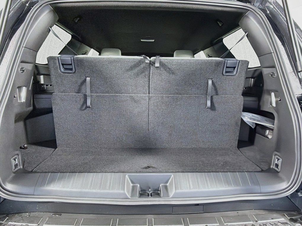 New 2026 Toyota 4Runner SR5 AWD/4WD image 25
