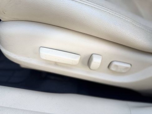 Used 2010 Honda Crosstour EX-L image 11
