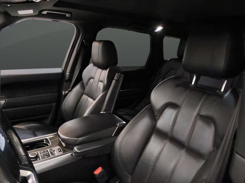 Used 2017 Land Rover Range Rover Sport SE AWD/4WD image 17