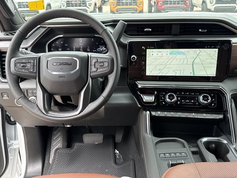 New 2026 GMC Sierra 2500 Denali Ultimate AWD/4WD image 7