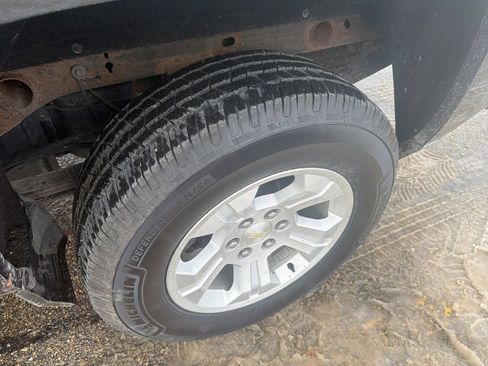 Used 2017 Chevrolet Silverado 1500 LT w/ All Star Edition image 21