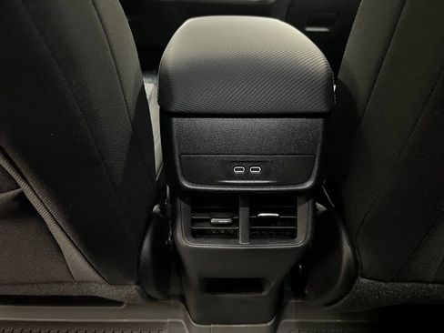 New 2026 Chevrolet Equinox LT AWD/4WD image 30