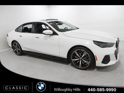 Certified 2024 BMW 530i xDrive w/ M Sport Package AWD/4WD image 1